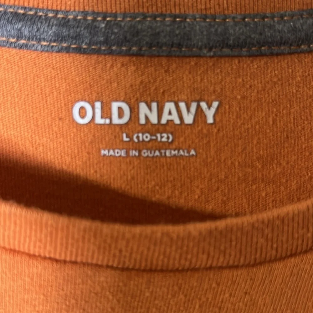 Old Navy Kids 'Explore the Unknown' Orange Graphic Tee Boys Size 10/12